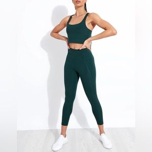 Girlfriend Collective Compressive High Waisted 7/8 Legging